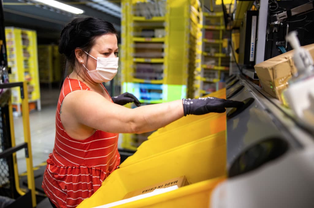 The second wave of coronavirus and workers. Check how to prepare your company with the help of employee outsourcing